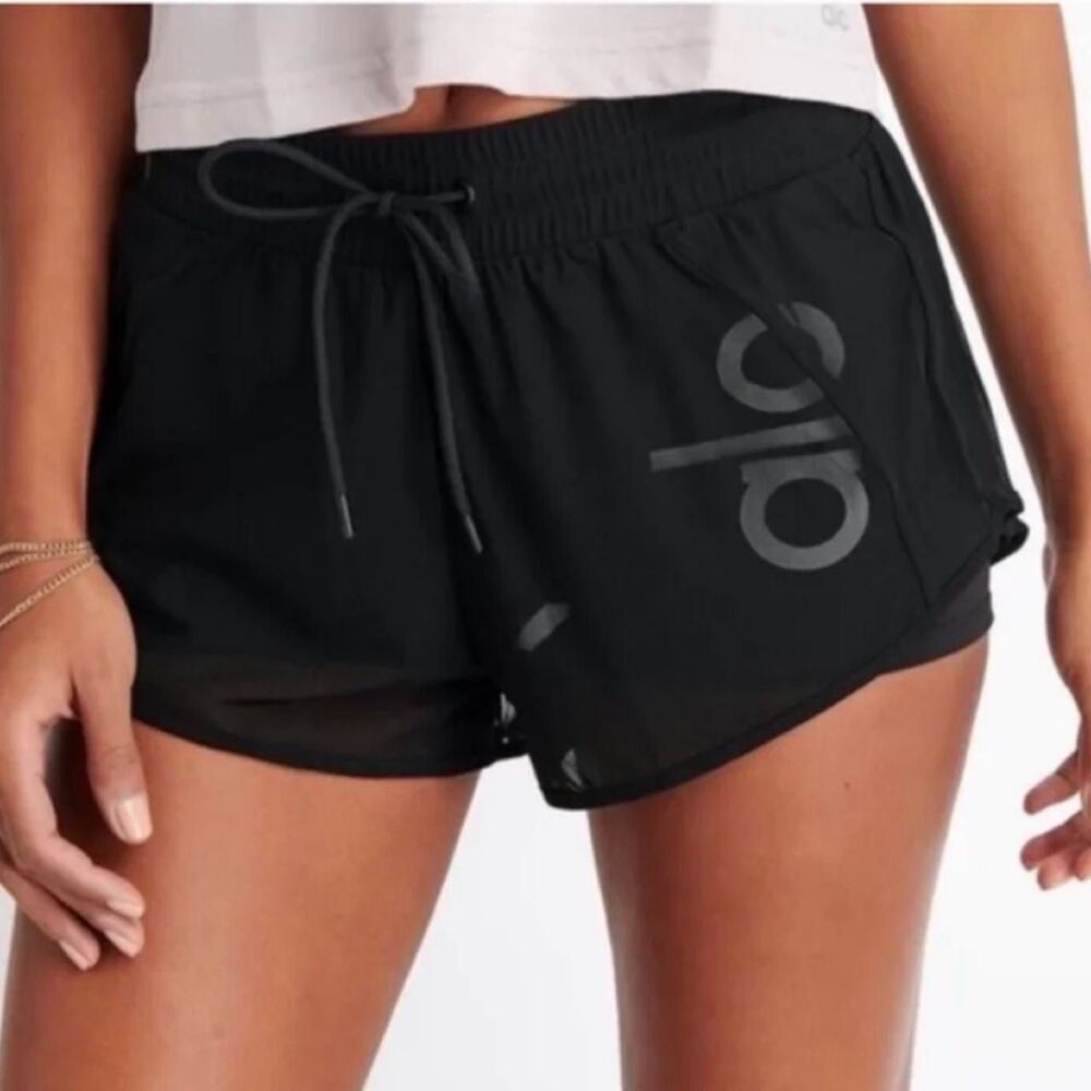 Alo Yoga Ambience Mesh Overlay Shorts XXS